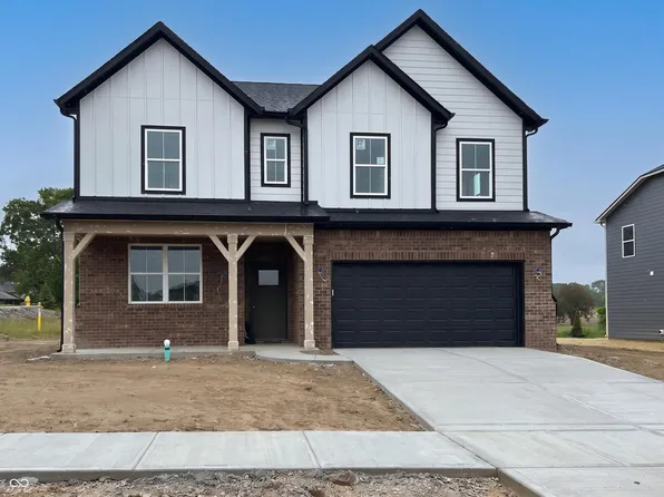 2413 Zion Trl, Greenwood, IN 46143