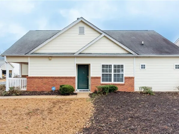 363 W Oaks Trl, Woodstock, GA 30188