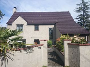 1656 Interlaken Pl E, Seattle, WA 98112