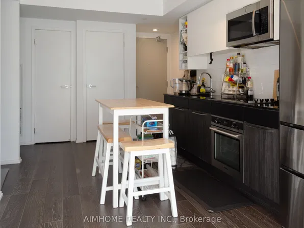 68 Shuter St, Toronto, ON