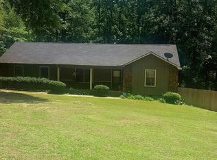 103 Benquet Ct, Eufaula, AL 36027
