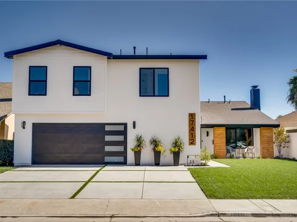 17412 Caspers Cir, Huntington Beach, CA 92647