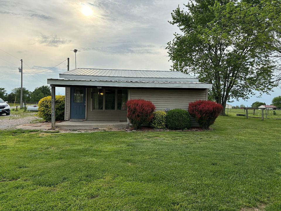 35 Bridle Ln, Stonefort, IL 62987 MLS 11275919 Zillow