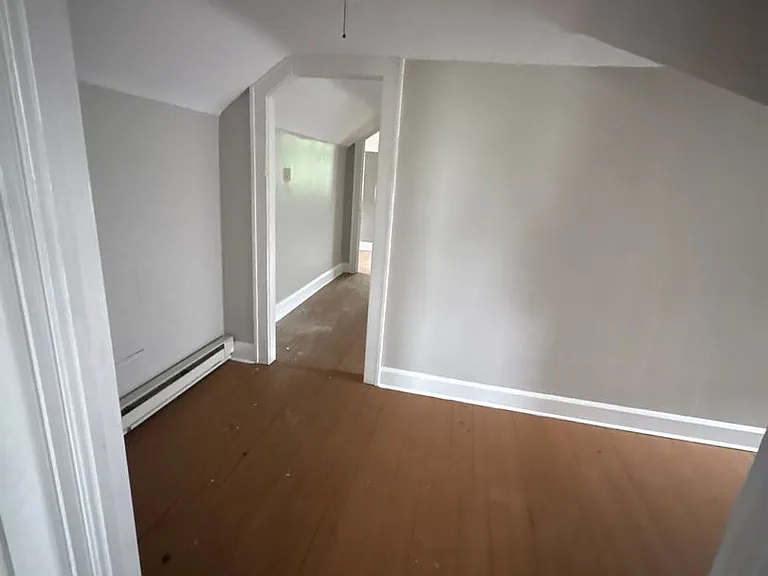 2179 Edgewood Rd — Photo 11