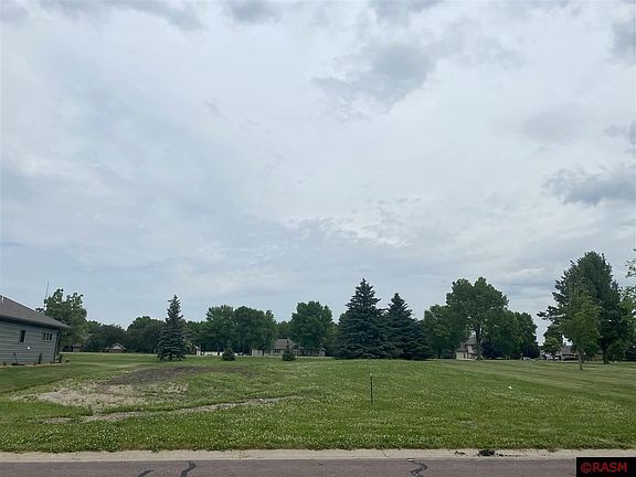 3rd image of 144 Victoria Blvd
