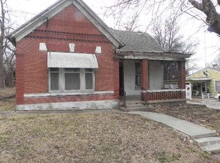 913 E Morgan St, Boonville, MO 65233