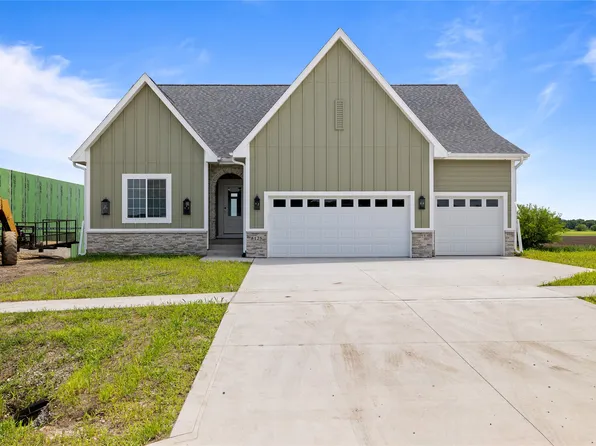 8125 Buckley St, Johnston, IA 50131