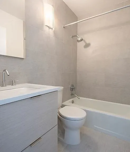 230 W 55th St #25G — Photo 4