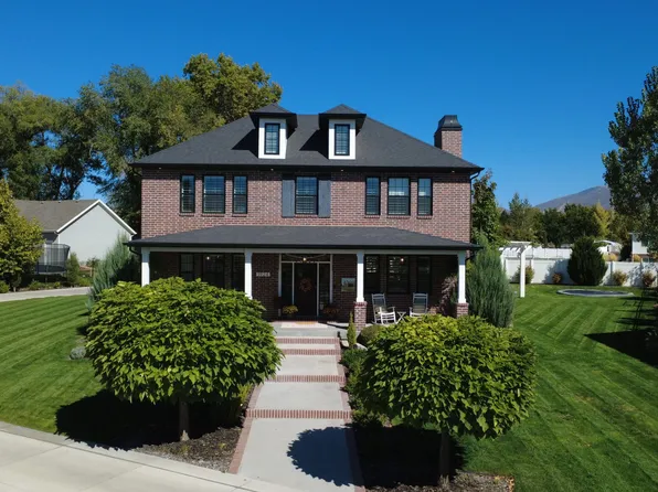 1924 W Pearl Park Cir, Kaysville, UT 84037