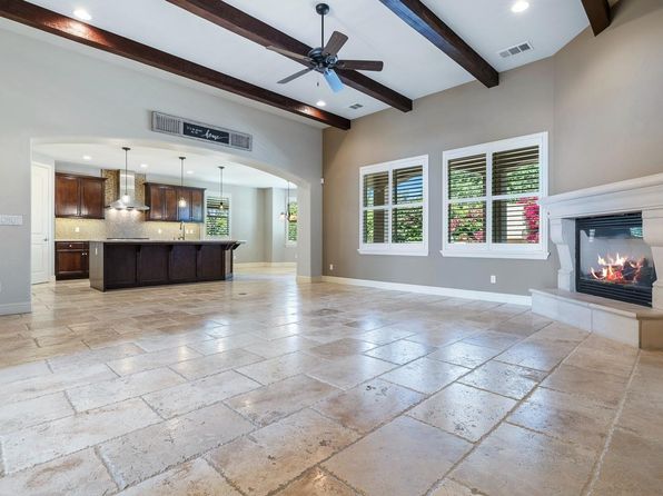 10810 N Matus Ave, Fresno, CA 93730