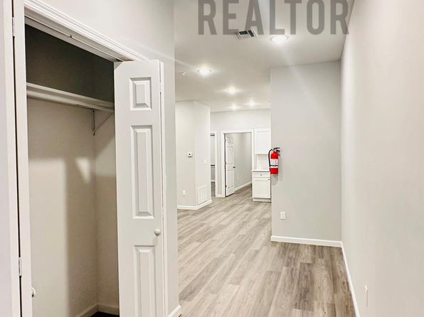 67 Market St #281