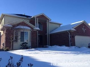 18492 Country Club Dr, Macomb, MI