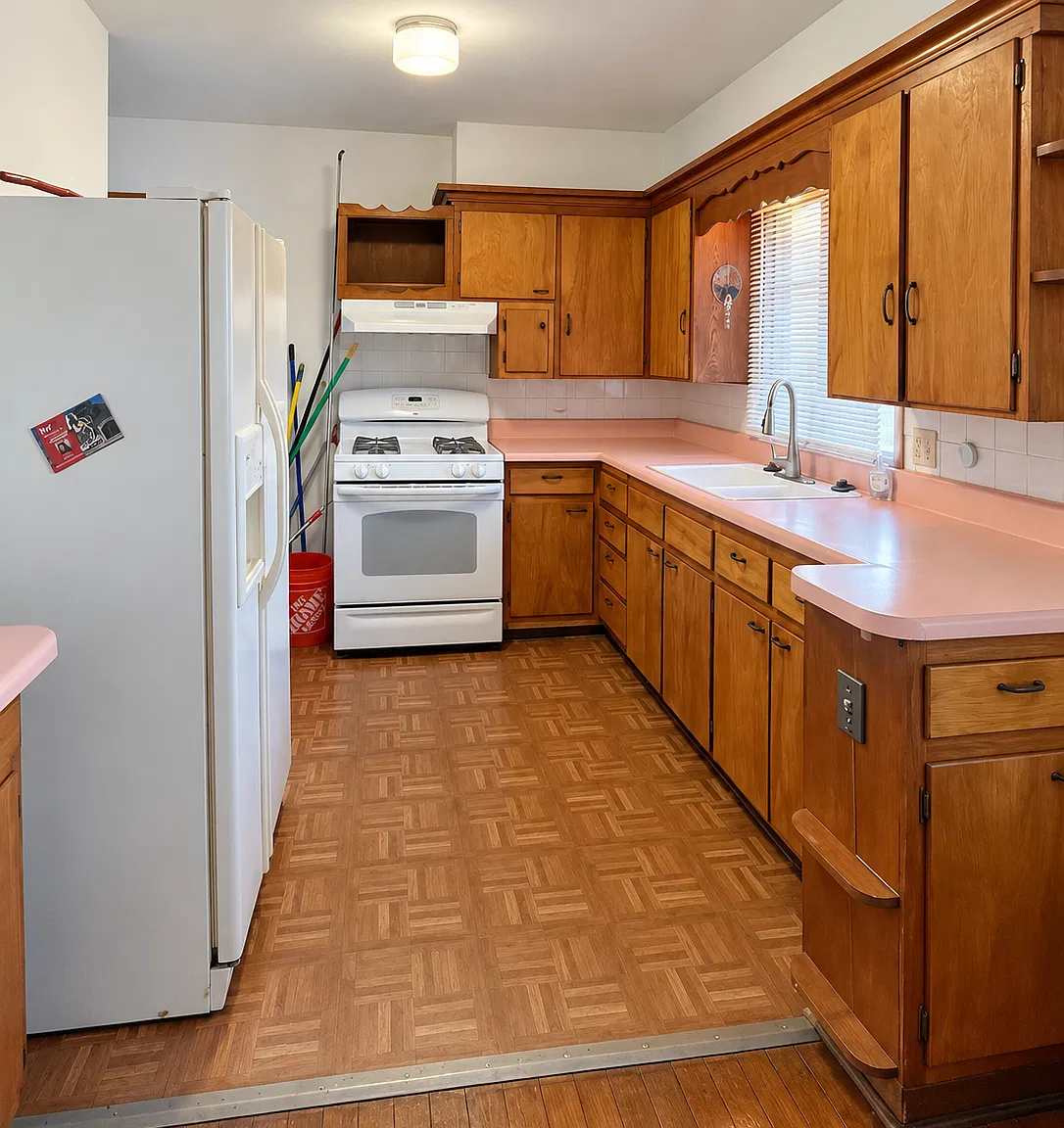 3 bed, 900 sqft, $1,300 — Photo 4