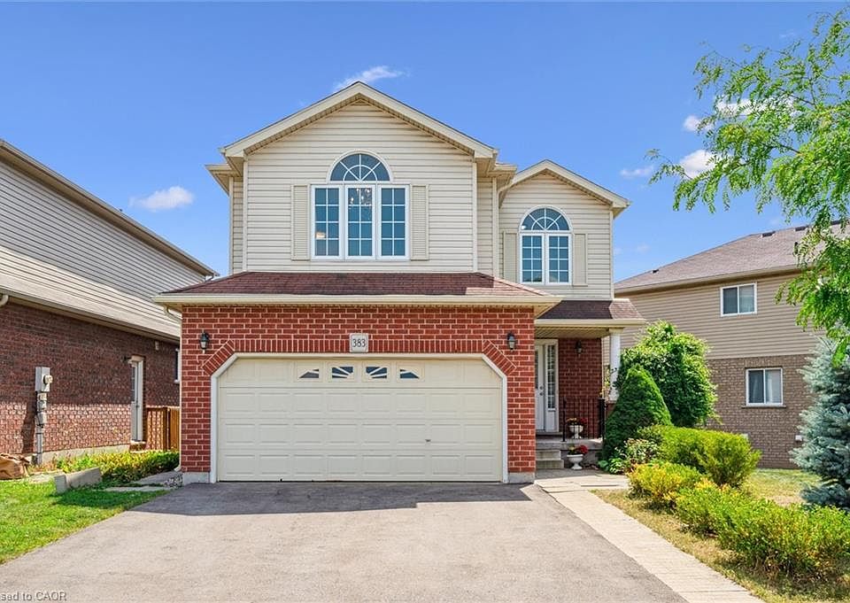 1st image of 383 Tealby Cres
