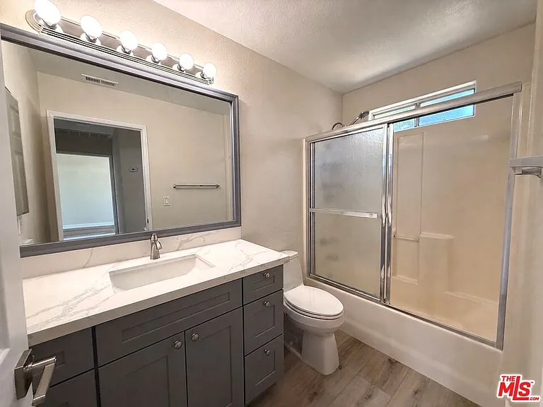 11536 Edinger Ave — Photo 11