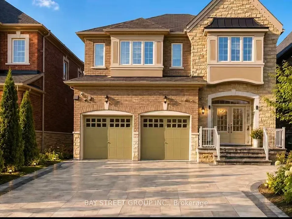 37 Heintzman Cres