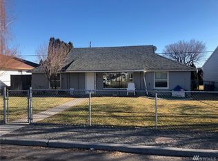 1230 D St SW, Ephrata, WA 98823