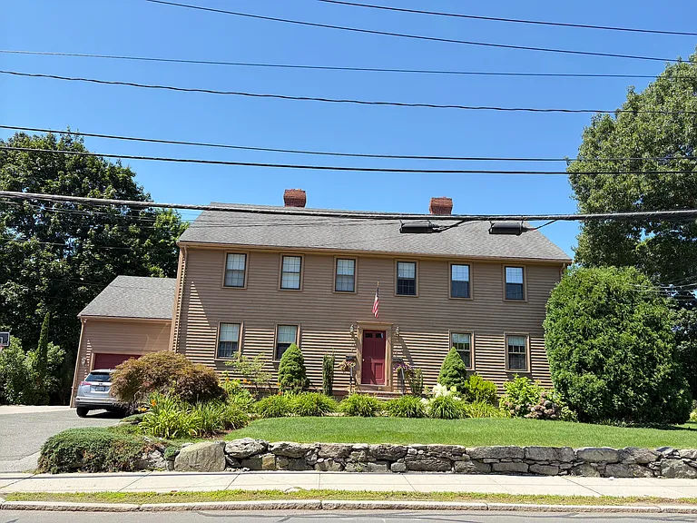 7 Oak St #5 — Photo 3