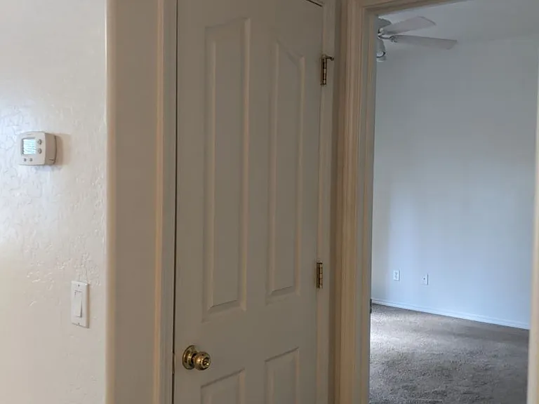 4960 Summit Cir — Photo 27