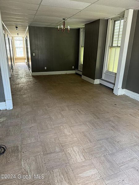 4th image of 18 Devlin Street