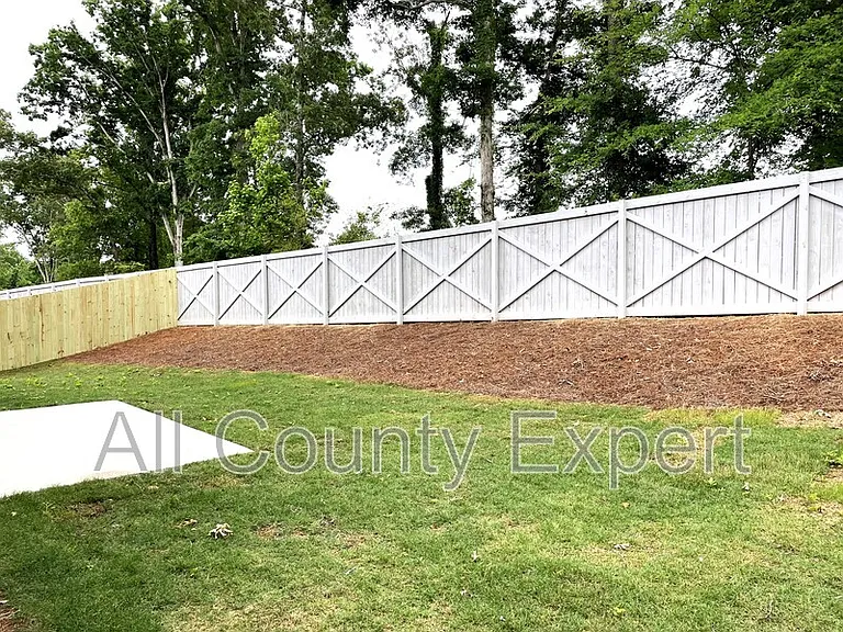 414 Fox Creek Dr — Photo 22
