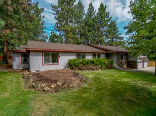 20528 Whitehaven Cir, Bend, OR 97702
