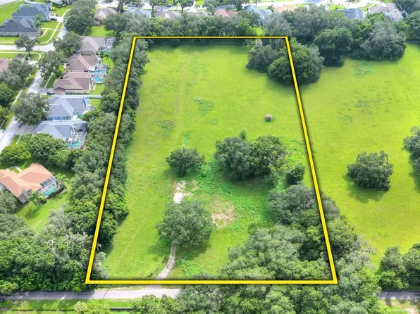 2910 Ranch Rd, Dover, FL 33527