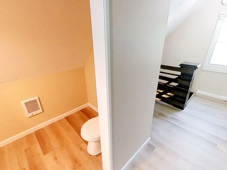 279 Pearl St — Photo 11
