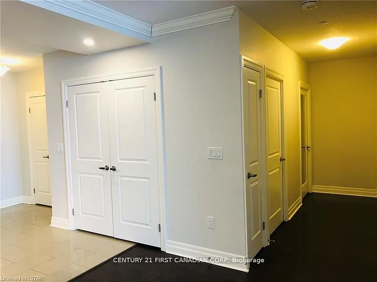 260 Villagewalk Blvd #608 — Photo 19