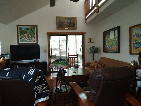 4th image of 275 Bayridge Ct