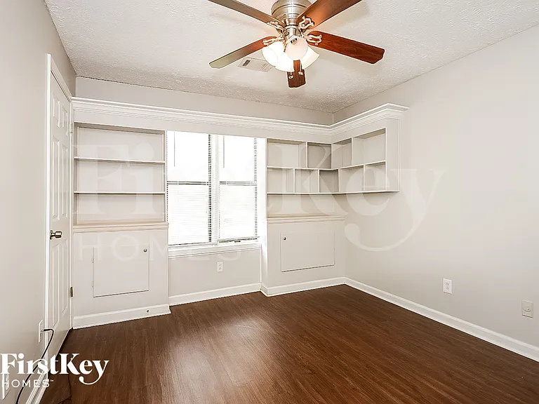 44 Hartley Woods Dr NE — Photo 12
