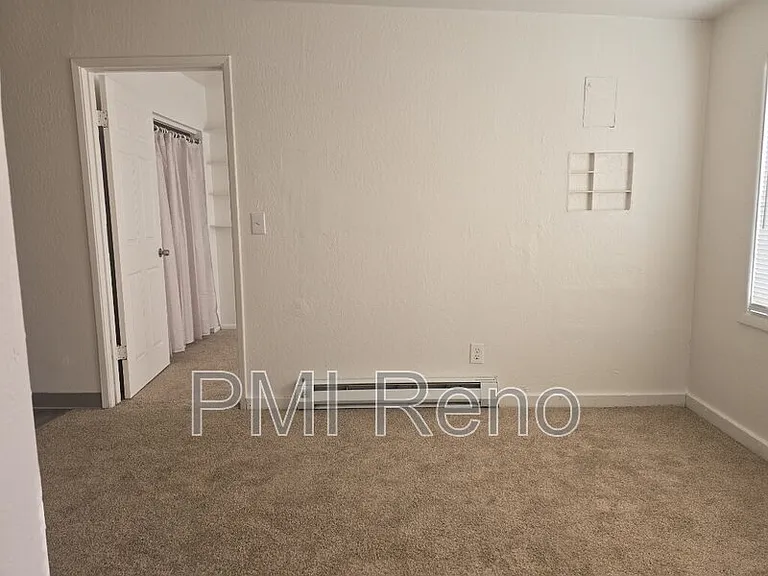 140 Victorian Ave #11 — Photo 4