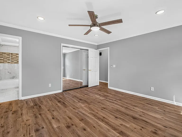 1037 Law Ln — Photo 26