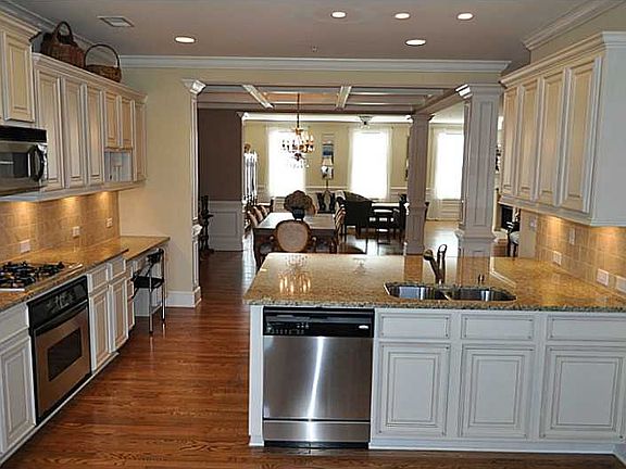 2nd image of 2212 Edgartown Ln SE #59