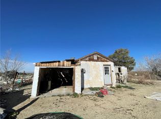 10376 Mountain Rd, Pinon Hills, CA 92372