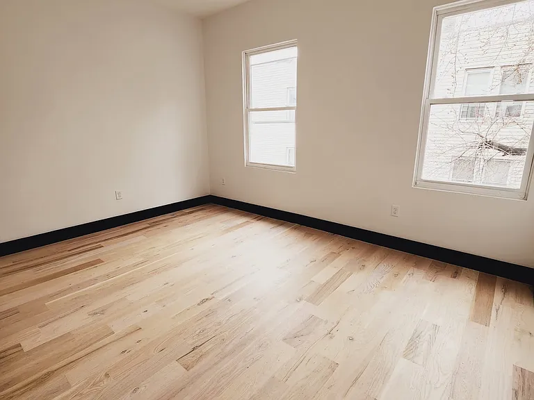 29 Claremont Ave #1A — Photo 13