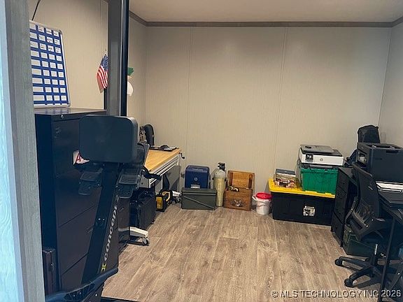 5th image of 96 Maple Ln