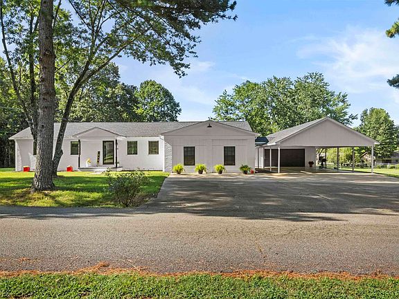 2nd image of 481 Bradley Dr