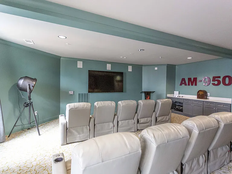 Everleigh Cool Springs 55+ Active Adult Apartment Homes — Photo 18