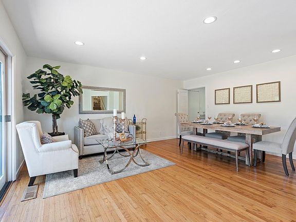 5th image of 10439 N Blaney Ave