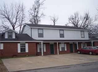 120 W Helena St APT B, Siloam Springs, AR 72761