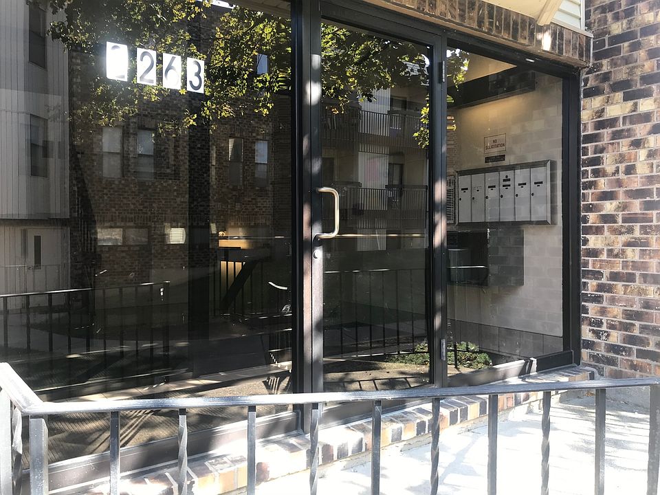 1st image of 2263 Country Club Dr APT 25