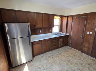  177 Oriole Ave 2ndFlr 2B/1B Carpet SSAppliances PetsOK DblParlor, Pawtucket, RI 02860