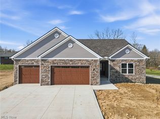 4540 Wyatt Way, Lowellville, OH