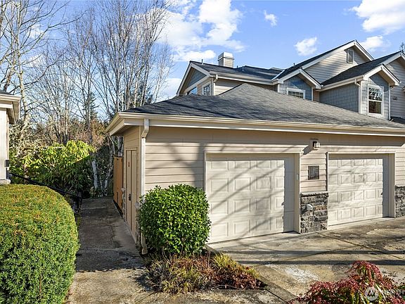 2nd image of 4309 Issaquah Pine Lake Road SE #112