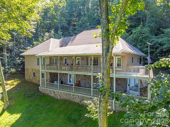 2nd image of 1838 Coman Rd
