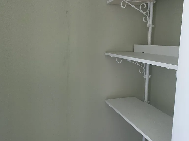 1132 Park Ave — Photo 2