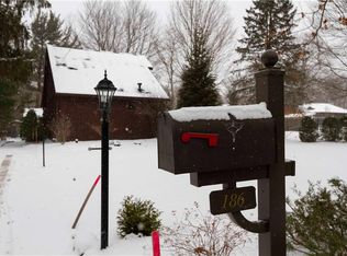 186 Blake Hill Rd, East Aurora, NY 14052