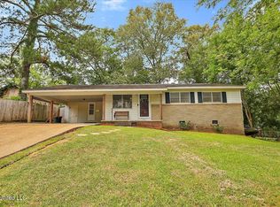 1907 Carolyn Ln, Pearl, MS 39208