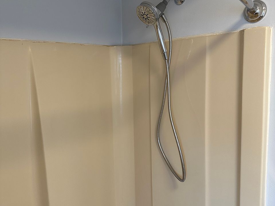 Pulldown shower head